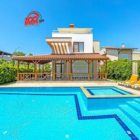 Paradise Town Beliza Villa